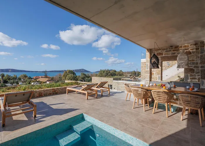 View With Private Pool, Sauna & Seaview Villa