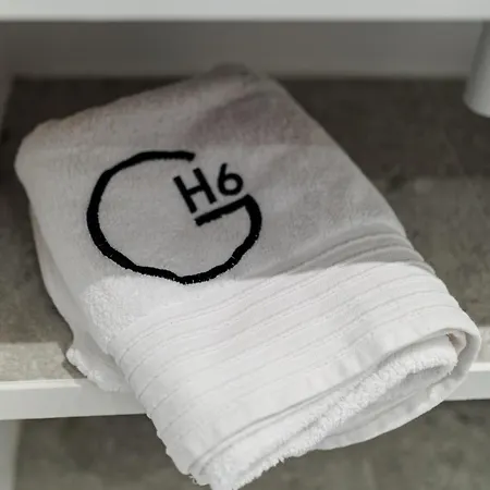 View With Private Pool, Sauna & Seaview Γιάλοβα