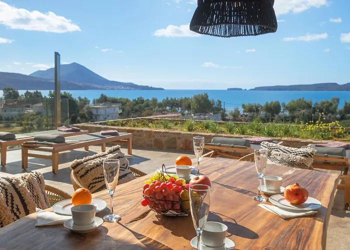 View With Private Pool, Sauna & Seaview Gialova